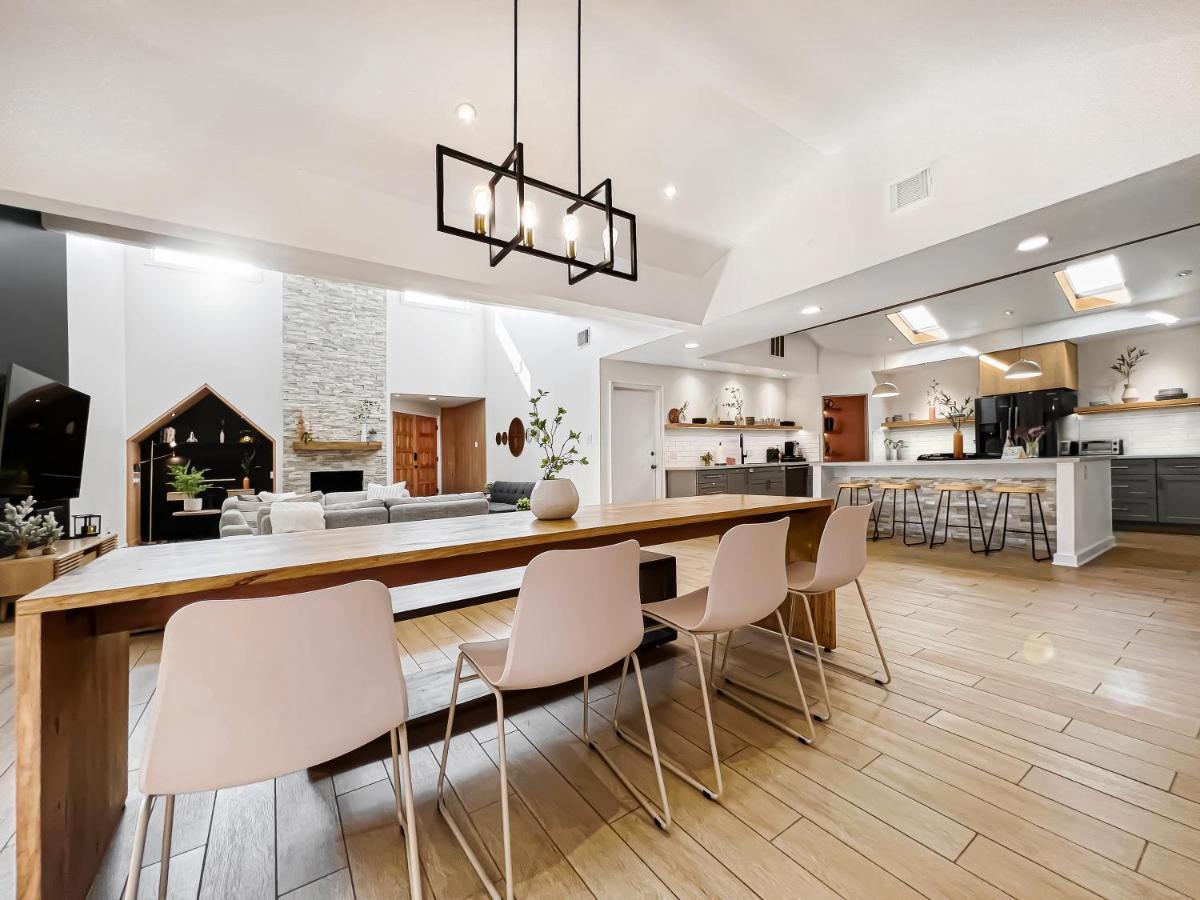Open Airy Custom Designed Home - 2Kings - Sleeps 14 Houston Eksteriør billede