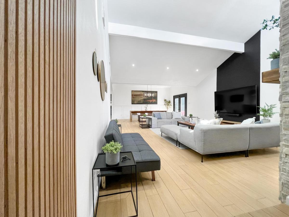 Open Airy Custom Designed Home - 2Kings - Sleeps 14 Houston Eksteriør billede