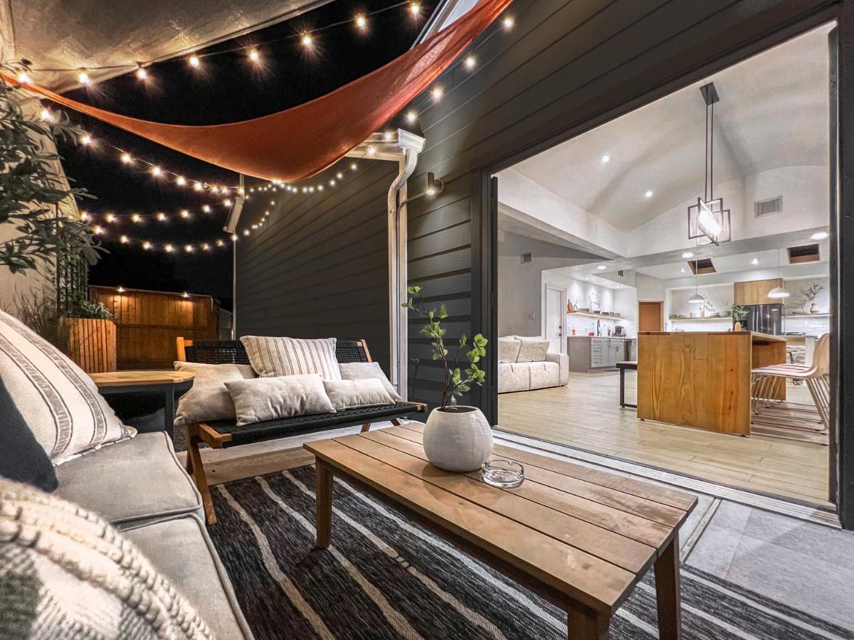 Open Airy Custom Designed Home - 2Kings - Sleeps 14 Houston Eksteriør billede